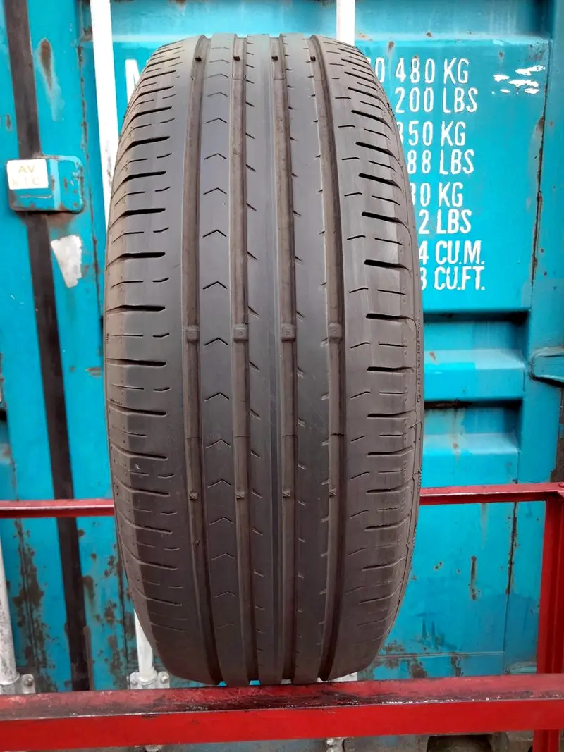 Б/у шина 235/65 R17 Continental ContiPremiumContact 5