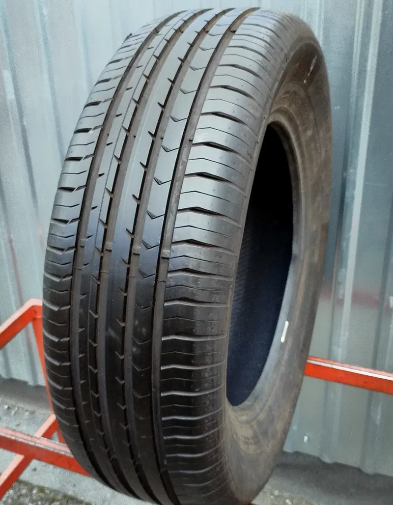 Б/у шина 235/65 R17 Continental ContiPremiumContact 5