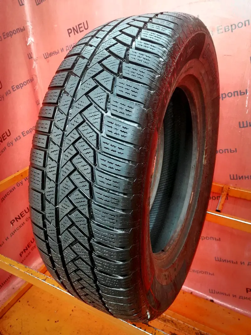 Б/у шина 235/65 R17 Continental ContiWinterContact TS 850 P SUV
