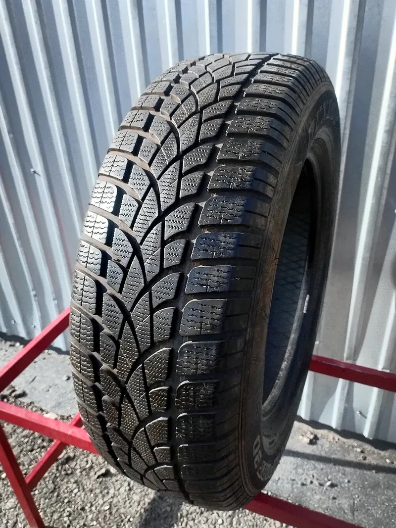 Б/у шина 235/65 R17 Dunlop SP Winter Sport 3D