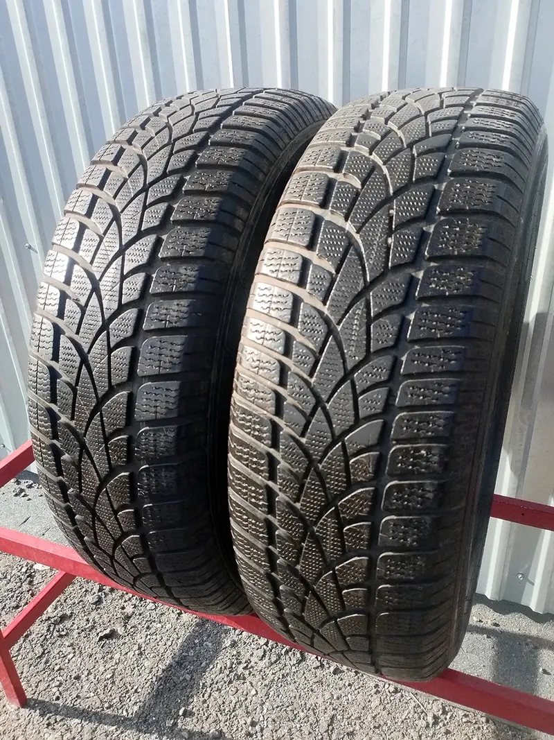 Пара б/у шин 235/65 R17 Dunlop SP Winter Sport 3D