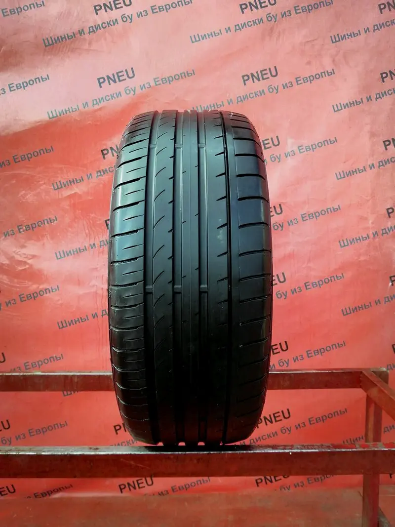 Б/у шина 235/65 R17 Falken Azenis FK-453CC