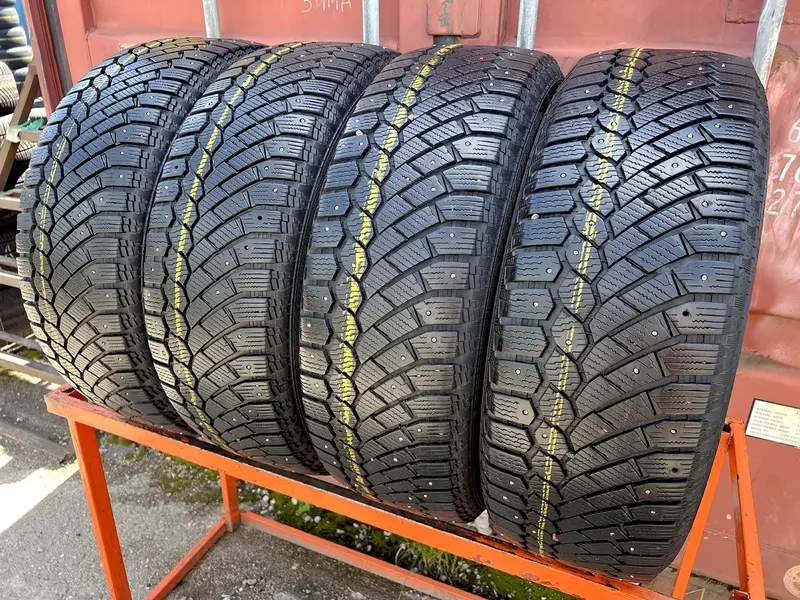 Комплект б/у шин 235/65 R17 Gislaved Nord Frost 200, фото 1