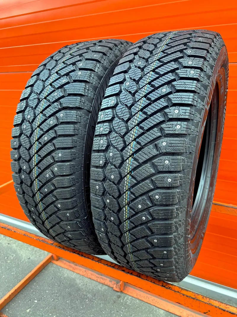 Пара новых шин 235/65 R17 Gislaved Nord Frost 200 SUV