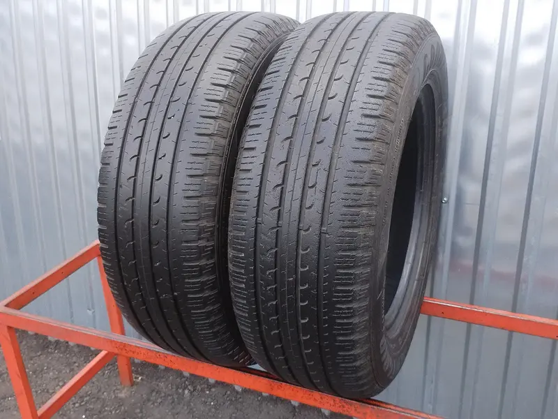Пара б/у шин 235/65 R17 Goodyear EfficientGrip SUV 4x4