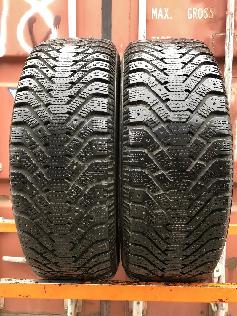 Пара б/у шин 235/65 R17 Goodyear Ultra Grip 500, фото 1