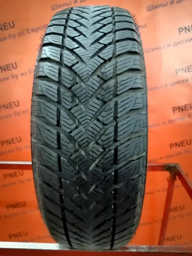 Б/у шина 235/65 R17 Goodyear Ultra Grip +, фото 1