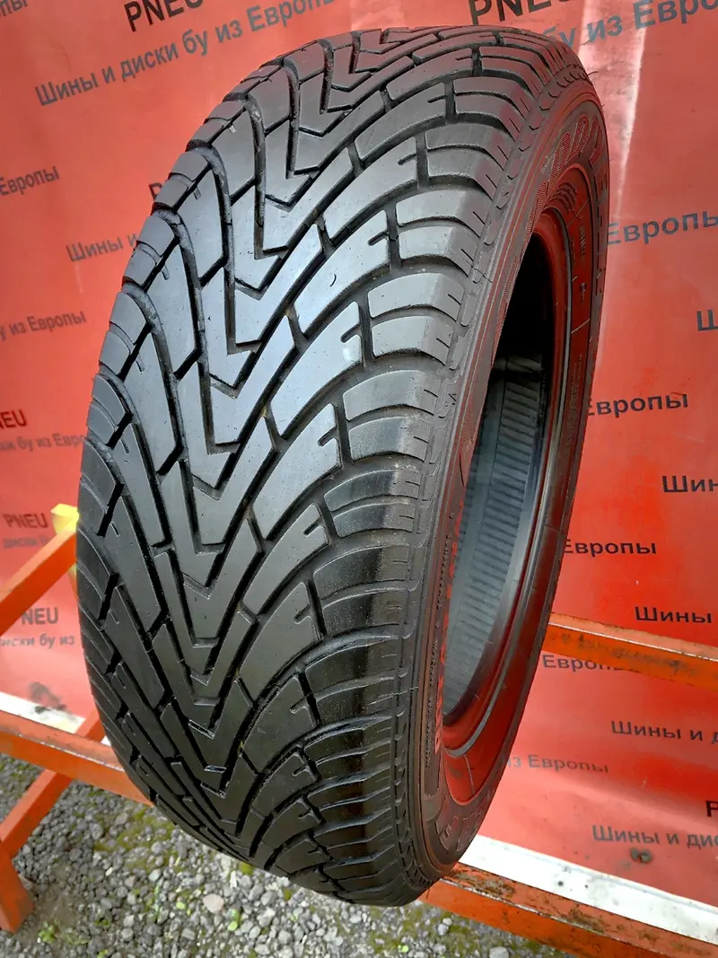 Б/у шина 235/65 R17 Goodyear Wrangler F1 WRL2