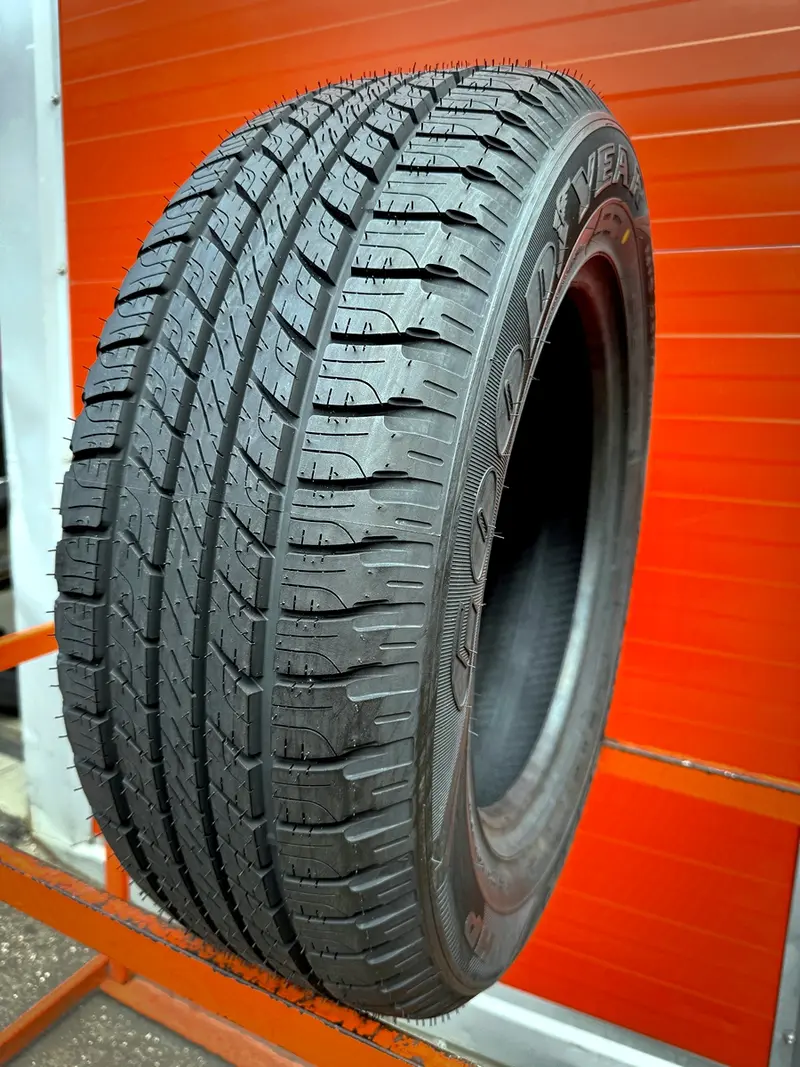 Новая шина 235/65 R17 Goodyear Wrangler HP all weather