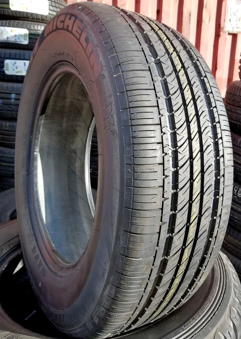 Б/у шина 235/65 R17 Michelin Energy MXV 4 Plus