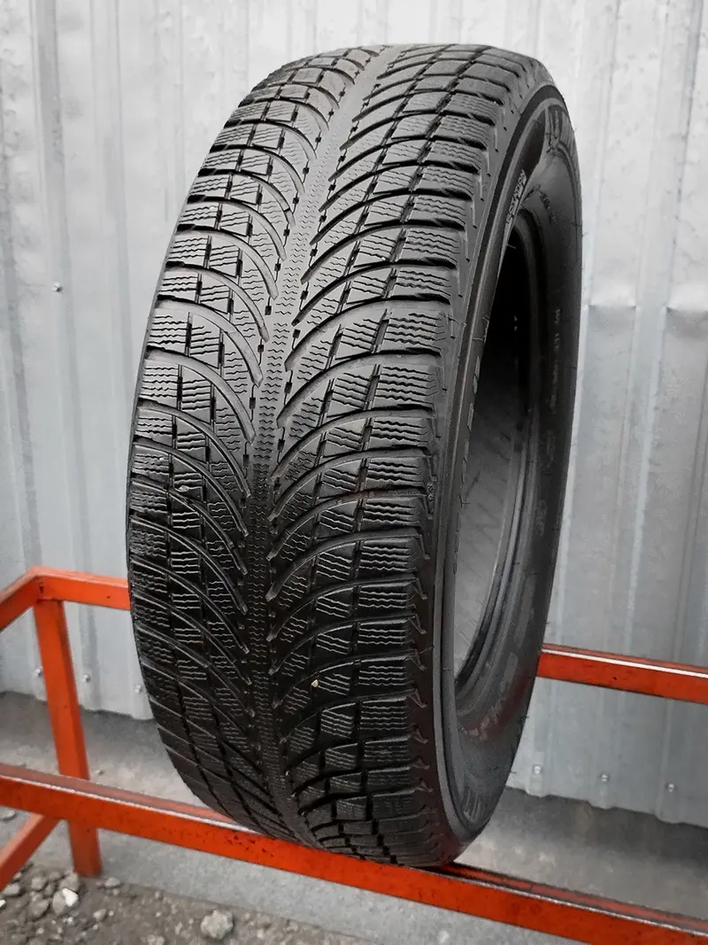 Б/у шина 235/65 R17 Michelin Latitude Alpin LA2