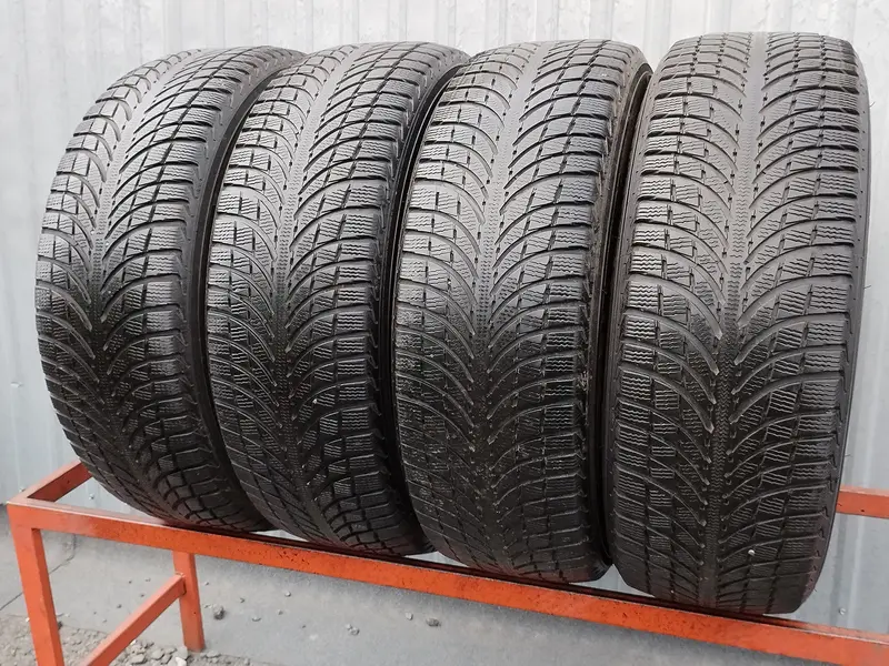 Комплект б/у шин 235/65 R17 Michelin Latitude Alpin LA2