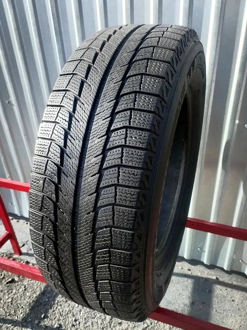 Б/у шина 235/65 R17 Michelin Latitude X-Ice 2