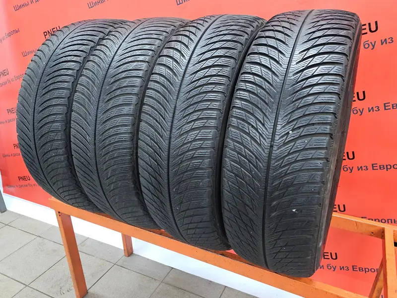 Комплект б/у шин 235/65 R17 Michelin Pilot Alpin 5 SUV