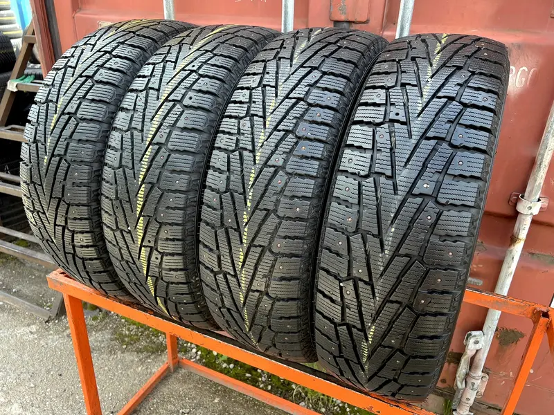 Комплект б/у шин 235/65 R17 Nexen Winguard Winspike WGWS-01
