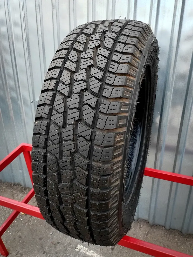 Новая шина 235/65 R17 West Lake SL369