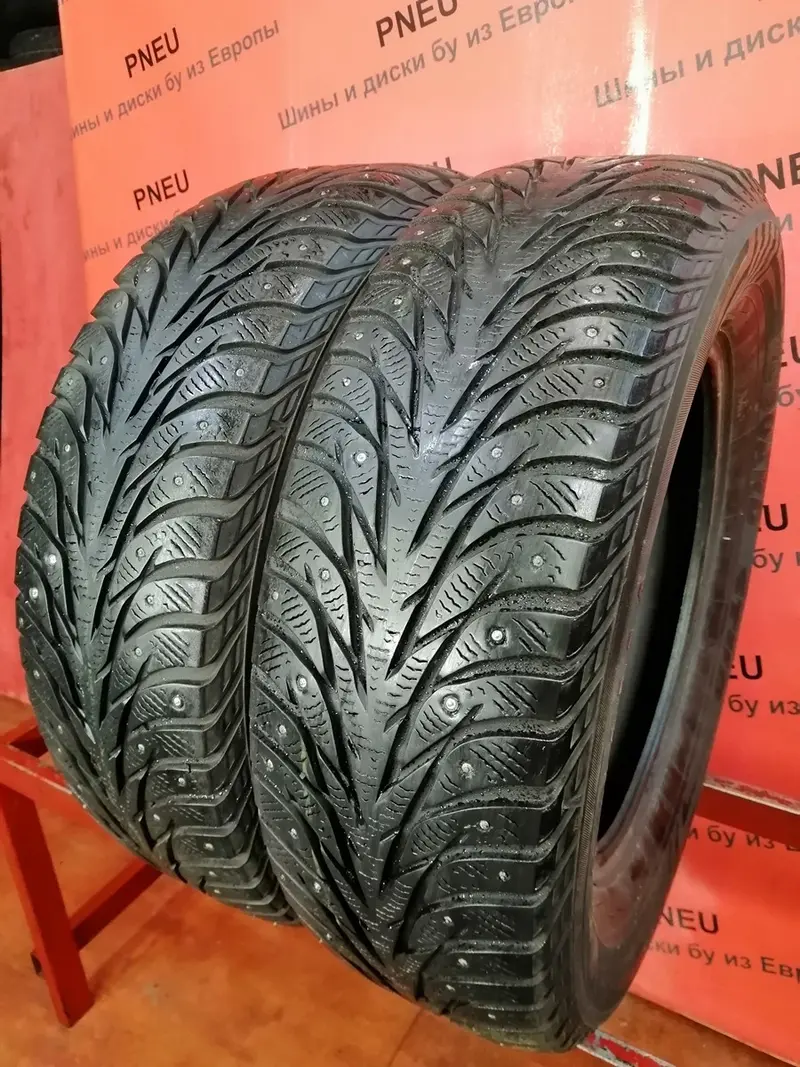 Пара б/у шин 235/65 R17 Yokohama Ice Guard IG35
