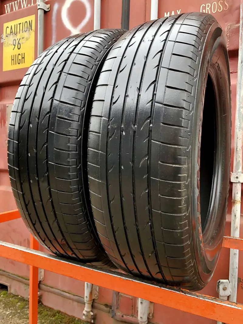 Пара б/у шин 235/65 R18 Bridgestone Dueler H/P Sport