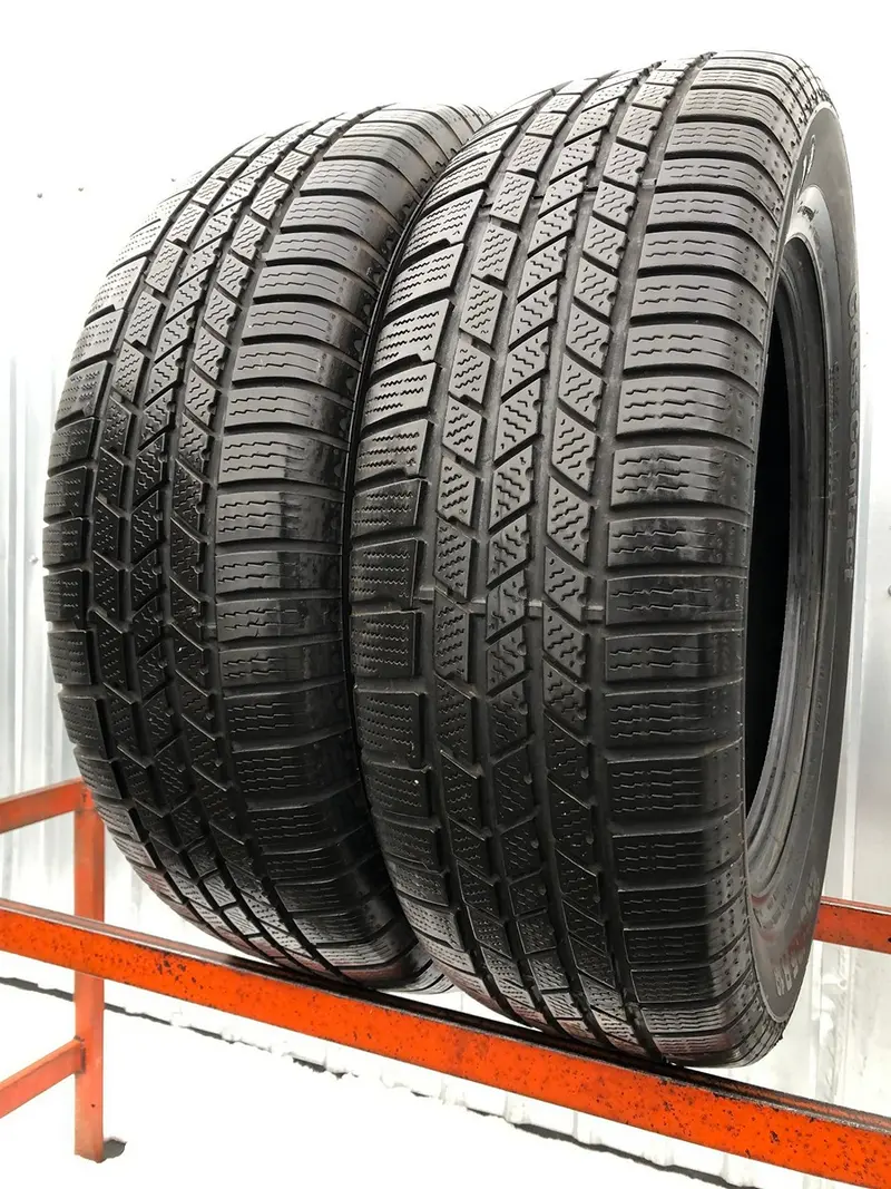 Пара б/у шин 235/65 R18 Continental ContiCrossContact Winter