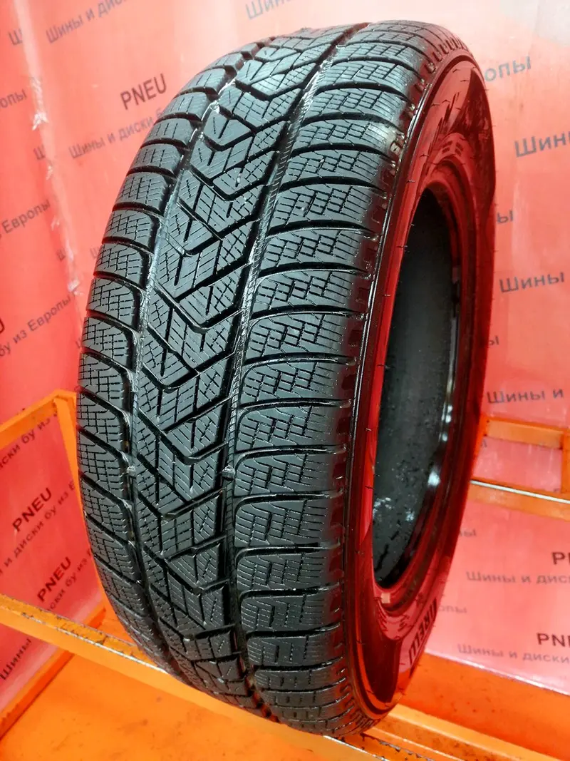 Б/у шина 235/65 R18 Pirelli Scorpion Winter