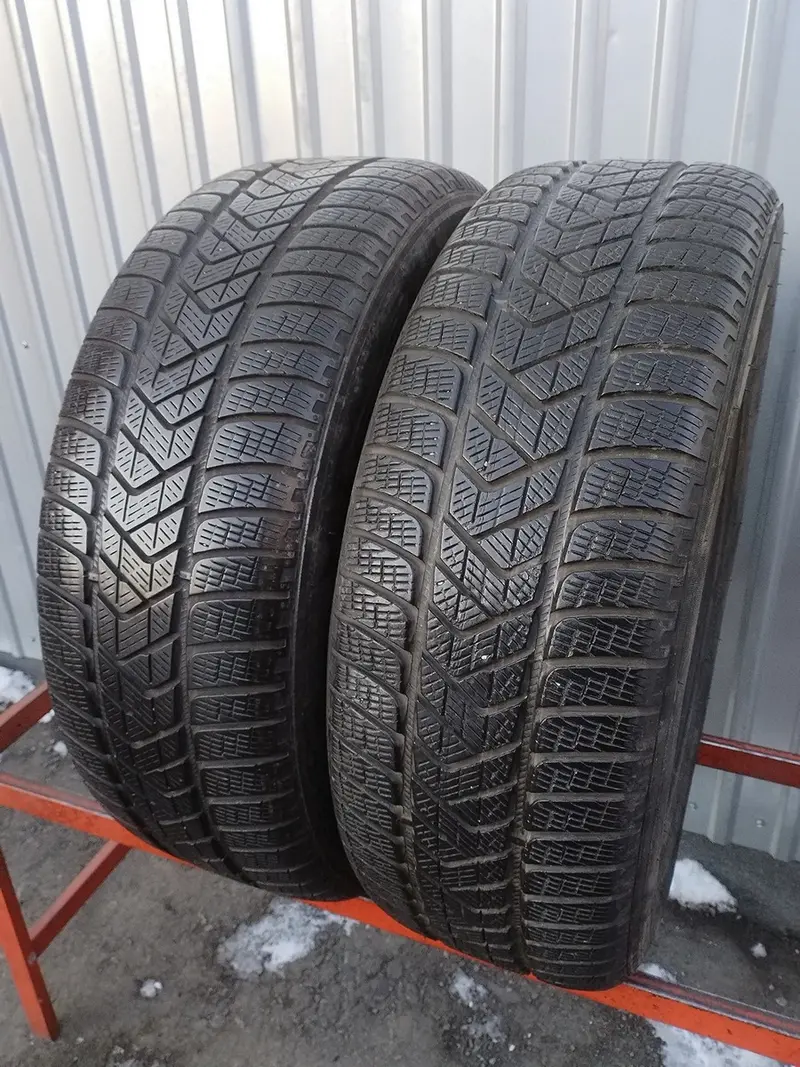 Пара б/у шин 235/65 R18 Pirelli Scorpion Winter