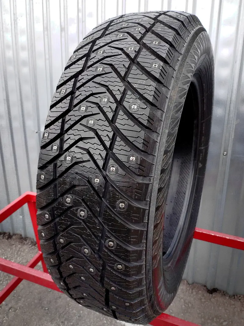 Новая шина 235/65 R18 Yokohama Ice Guard IG65