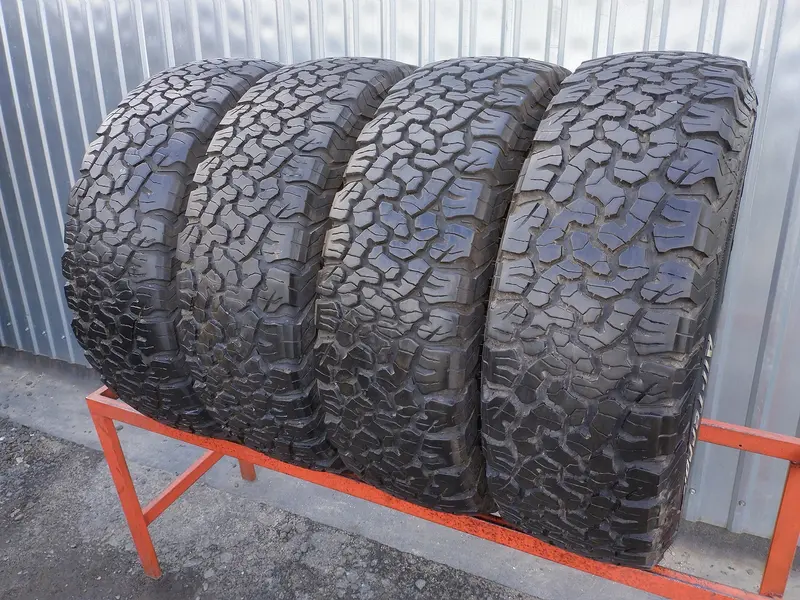 Комплект б/у шин 235/70 R16 BFGoodrich All-Terrain T/A KO2