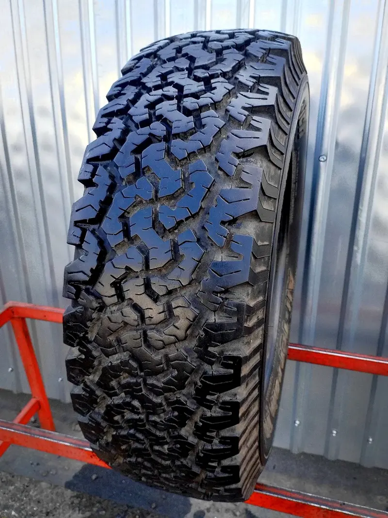 Б/у шина 235/70 R16 BFGoodrich All-Terrain T/A KO