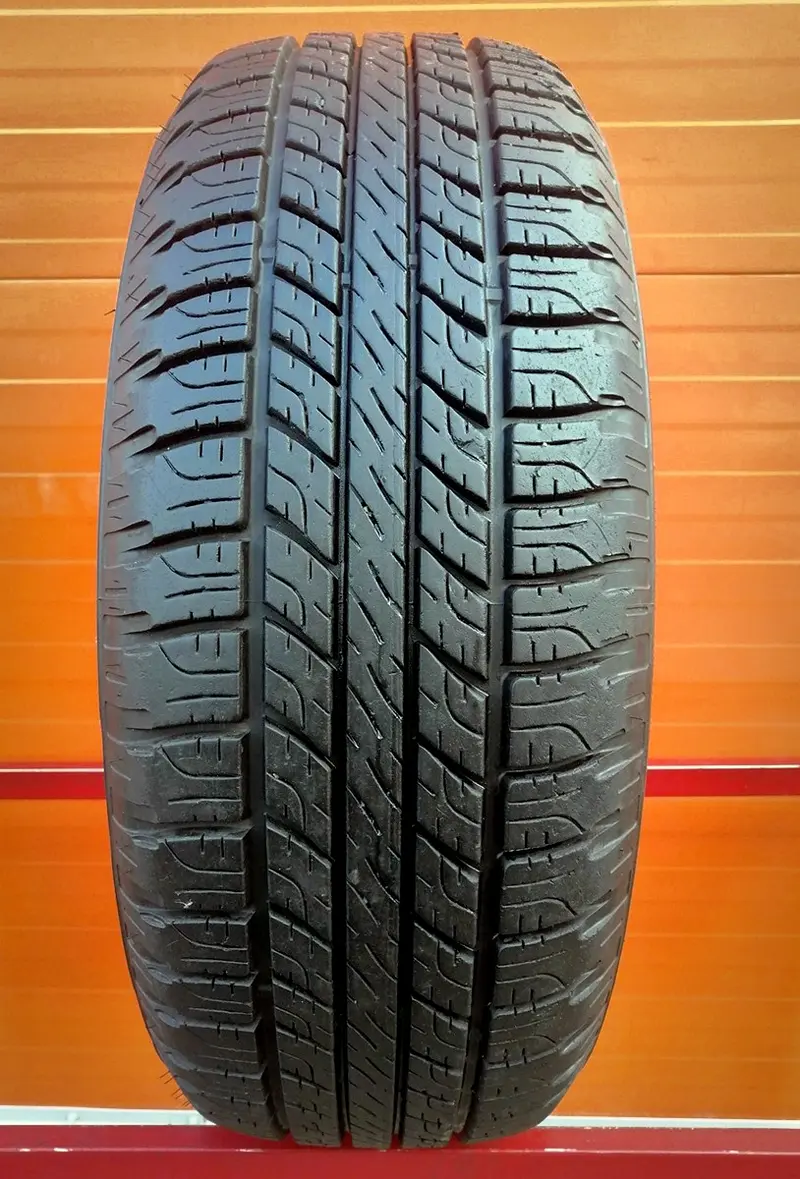 Б/у шина 235/70 R16 Goodyear Wrangler HP all weather