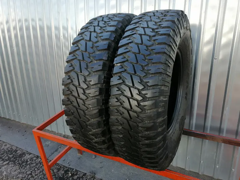 Пара б/у шин 235/85 R16 Goodyear Wrangler MT/R