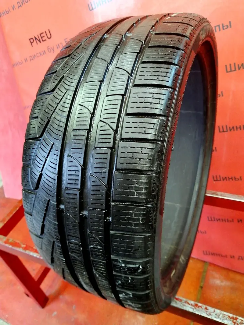 Б/у шина 245/30 R19 Pirelli Winter 210 Sottozero 2 RunFlat