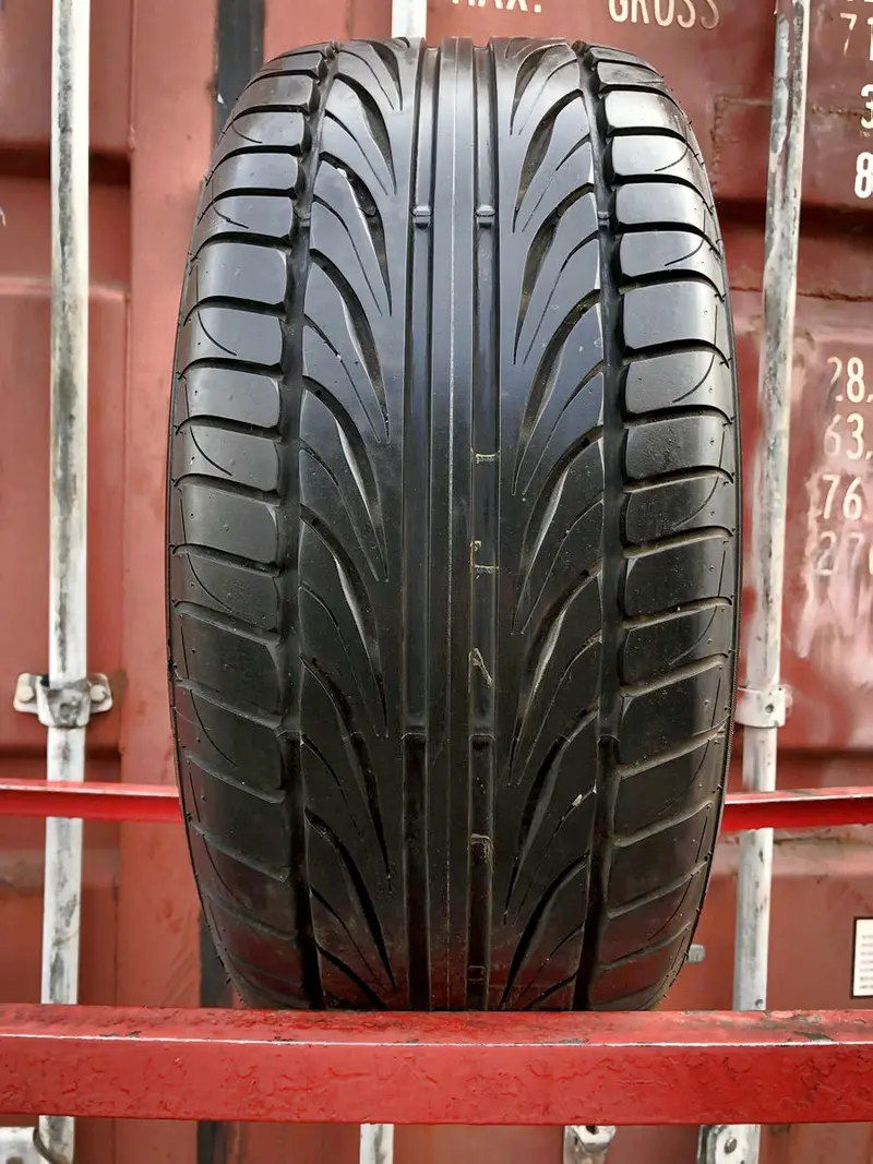 Б/у шина 245/30 R20 Falken GRB FK-452