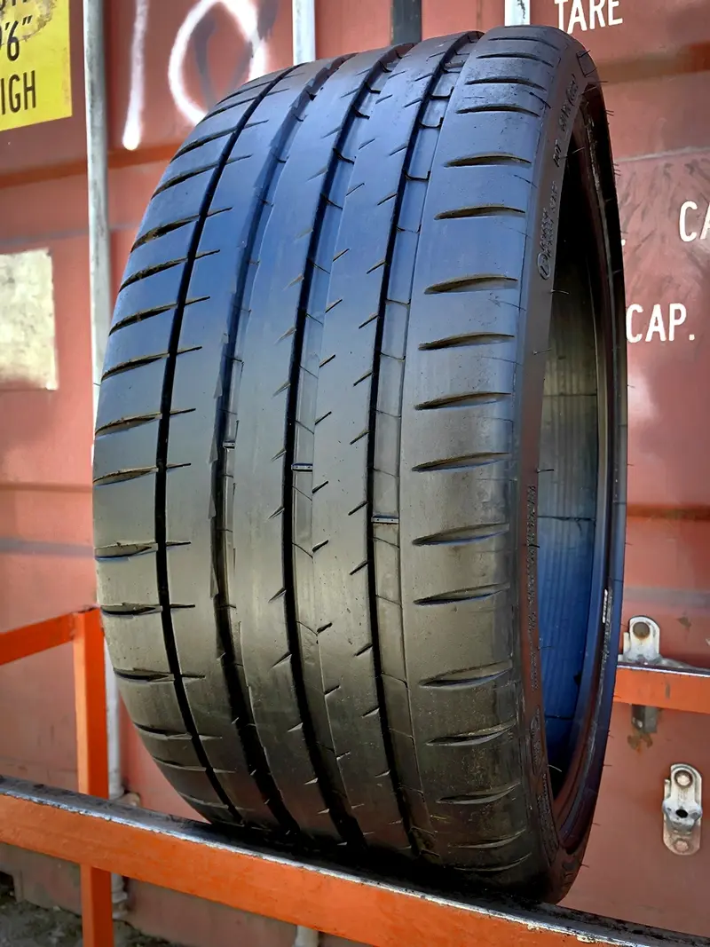 Б/у шина 245/30 R20 Michelin Pilot Sport 4 S