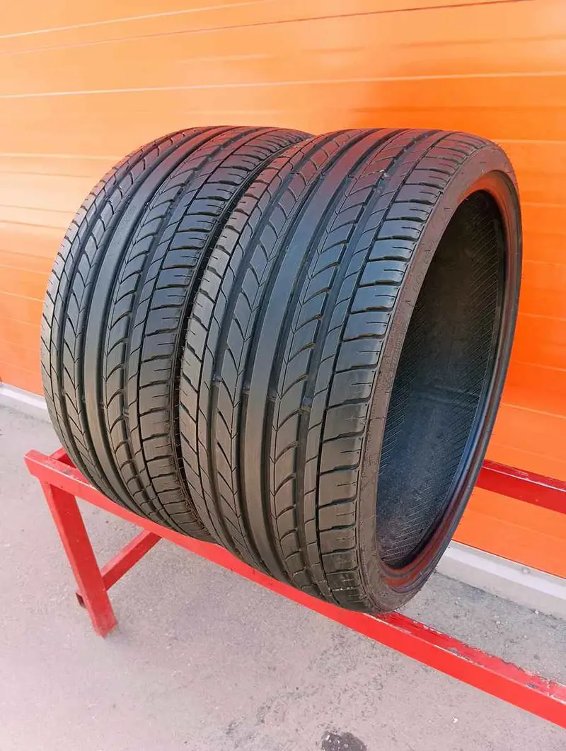 Пара б/у шин 245/30 R20 Nankang NS-20