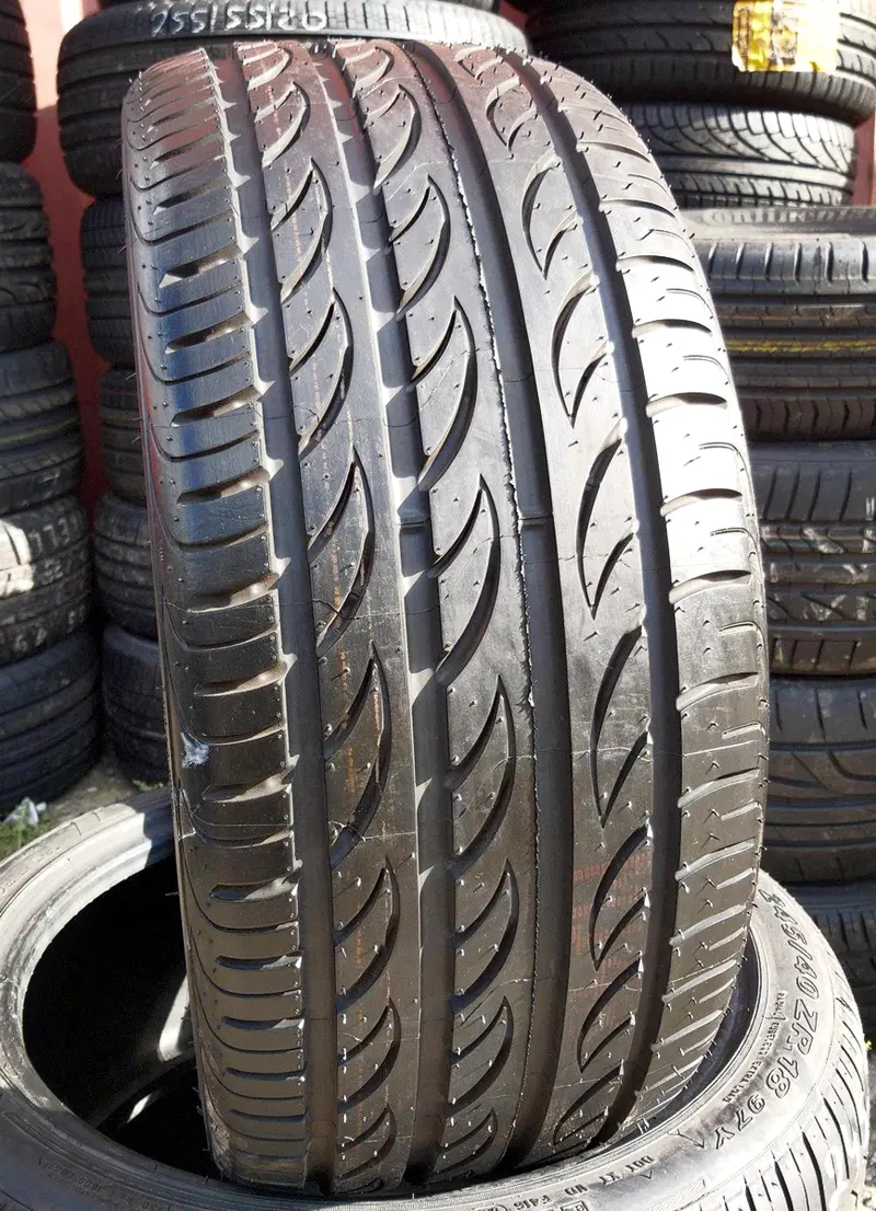 Новая шина 245/30 R20 Pirelli P Zero Nero, фото 1