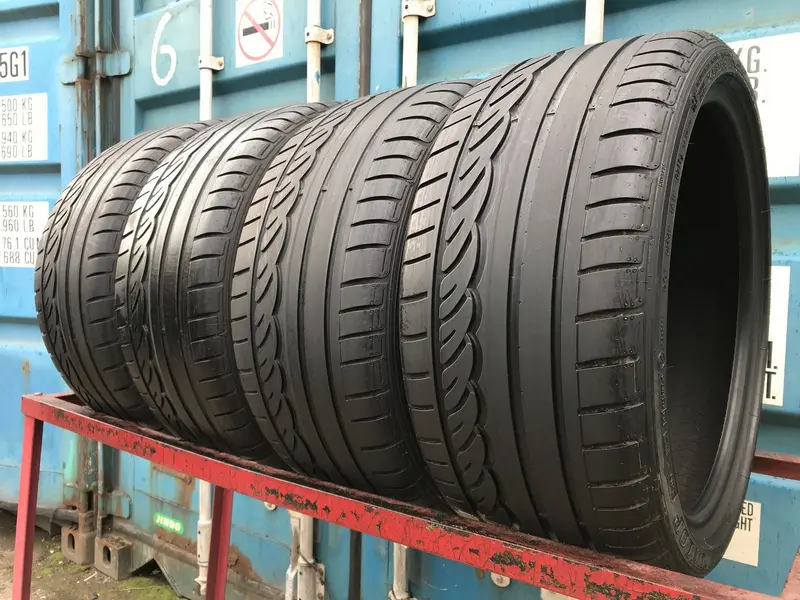 Комплект б/у шин 245/35 R18 Dunlop SP Sport 01 Run Flat
