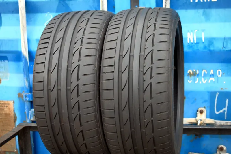 Пара б/у шин 245/35 R19 Bridgestone Potenza S001