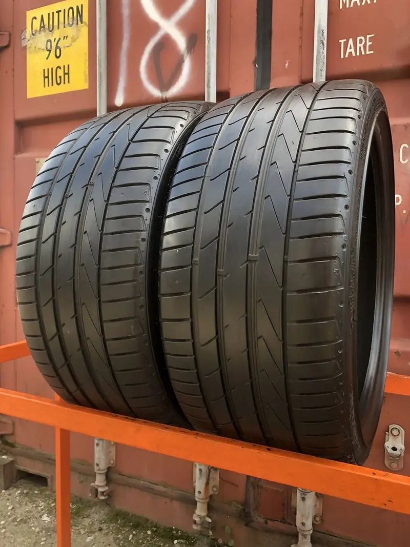Пара б/у шин 245/35 R19 Hankook Ventus S1evo 2 K117