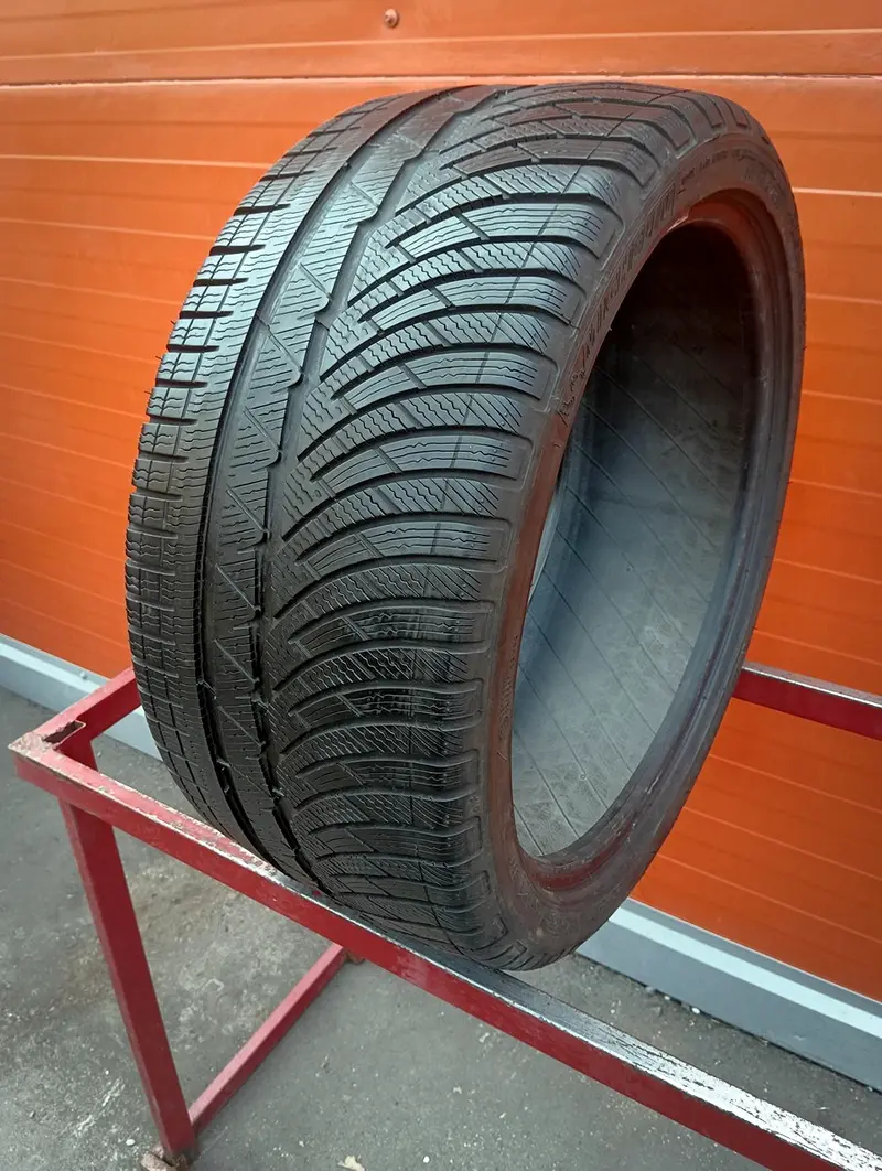 Б/у шина 245/35 R19 Michelin Pilot Alpin PA 4