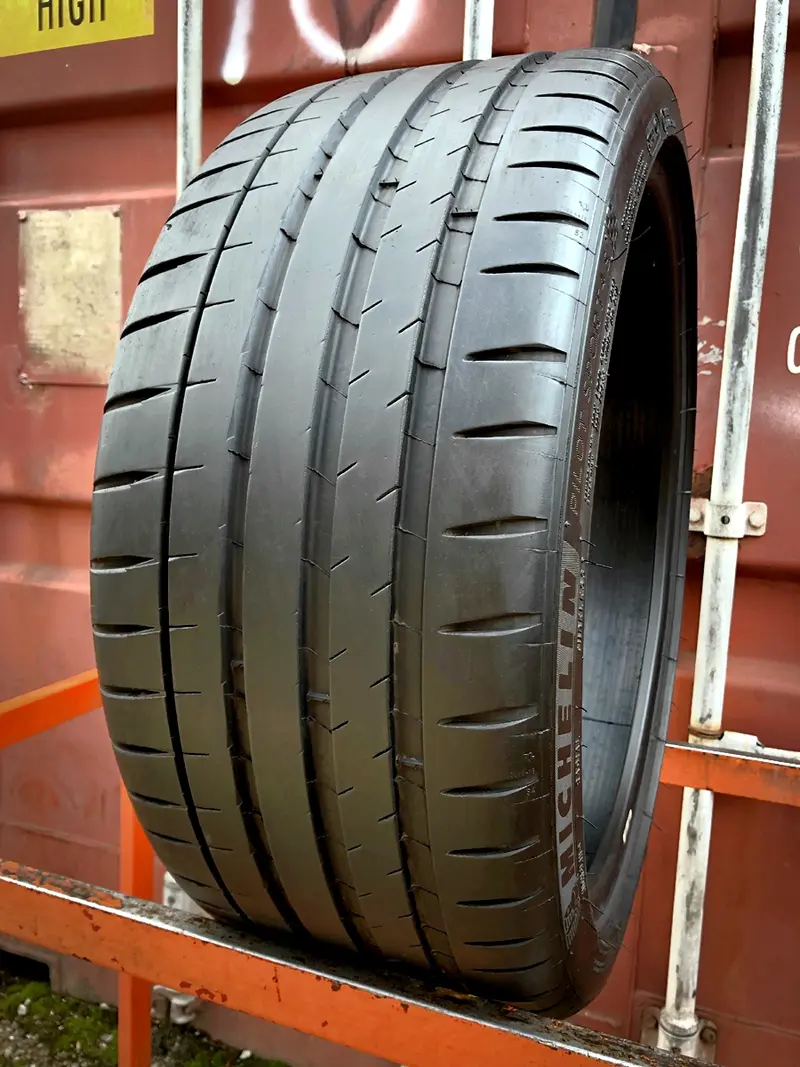 Б/у шина 245/35 R19 Michelin Pilot Sport 4 S, фото 1