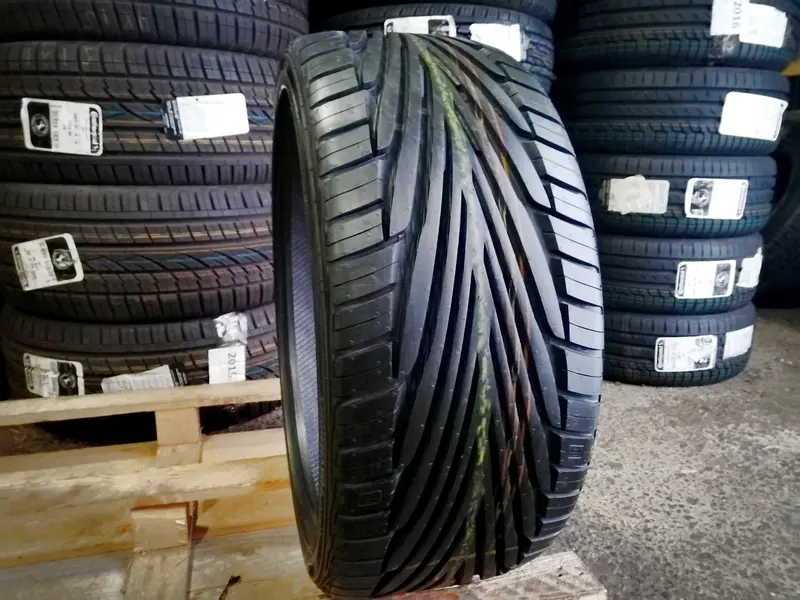 Новая шина 245/35 R19 Uniroyal Rain Sport 2, фото 1