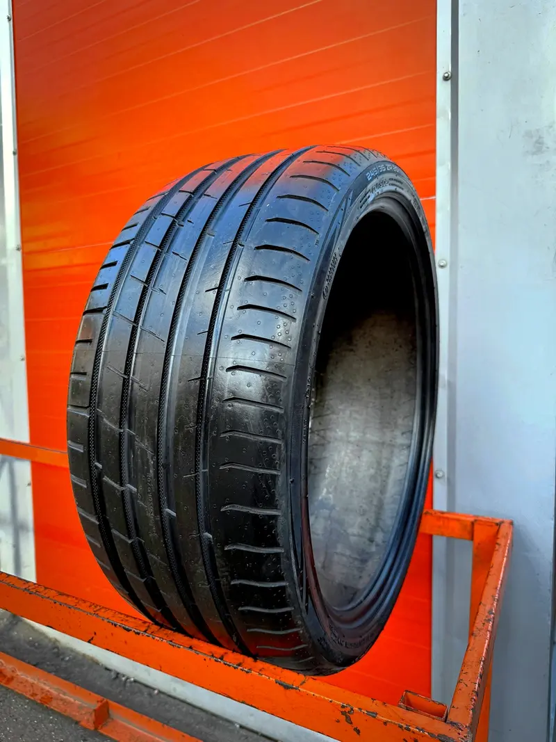 Новая шина 245/35 R20 Nokian Powerproof