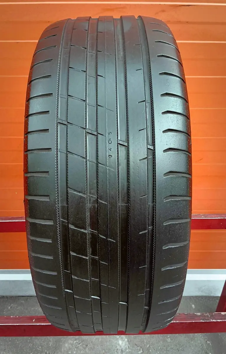 Б/у шина 245/35 R20 Nokian Powerproof