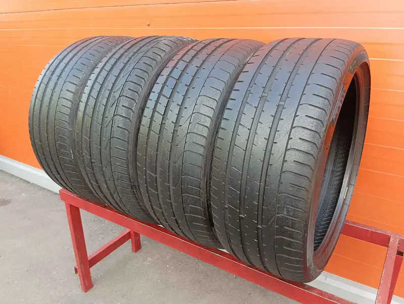 Комплект б/у шин 245/35 R20 Pirelli P Zero