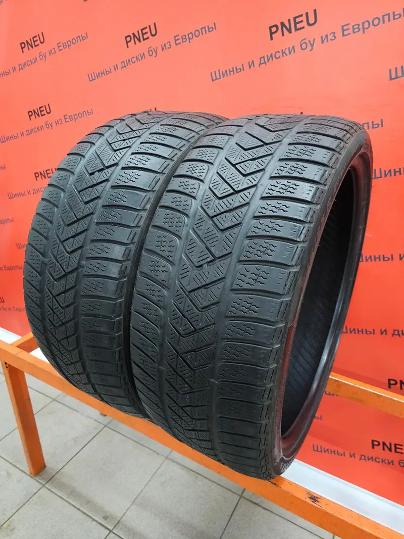 Пара б/у шин 245/35 R21 Pirelli Winter Sottozero 3