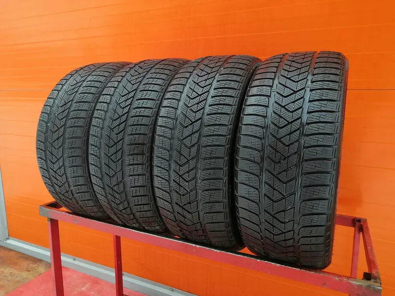 Комплект б/у шин 245/35 R21 Pirelli Winter Sottozero 3, фото 1
