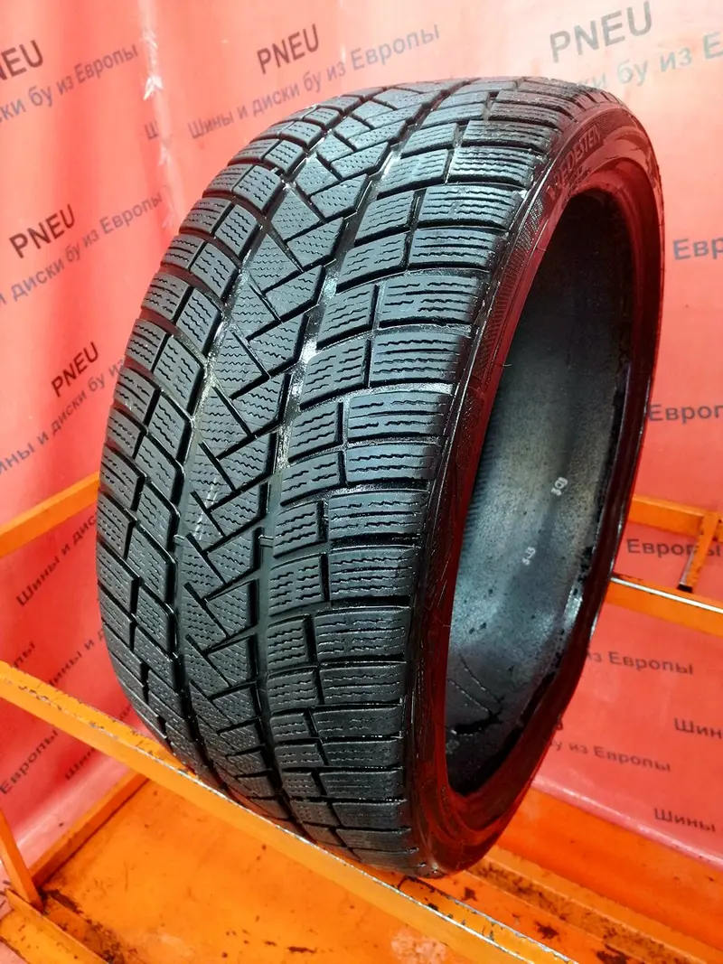 Б/у шина 245/35 R21 Vredestein Wintrac Pro