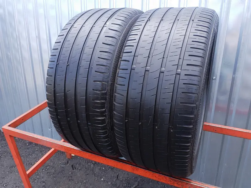 Пара б/у шин 245/40 R17 Barum Bravuris 3HM
