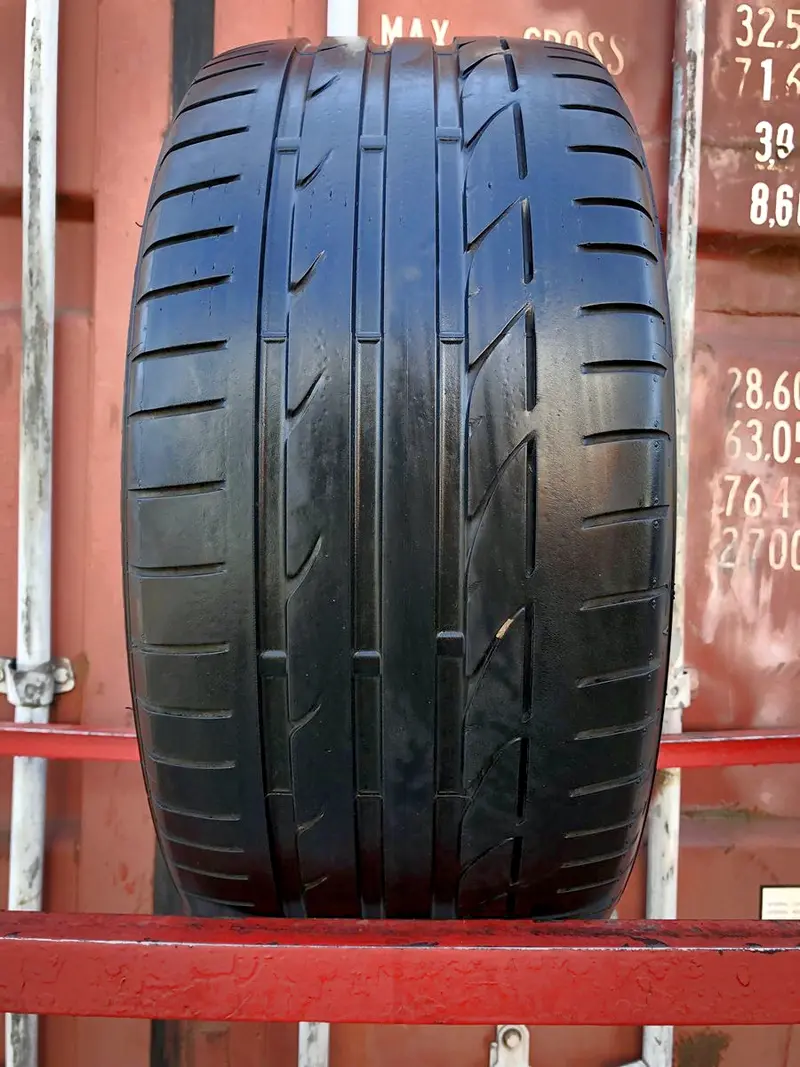 Б/у шина 245/40 R17 Bridgestone Potenza S001