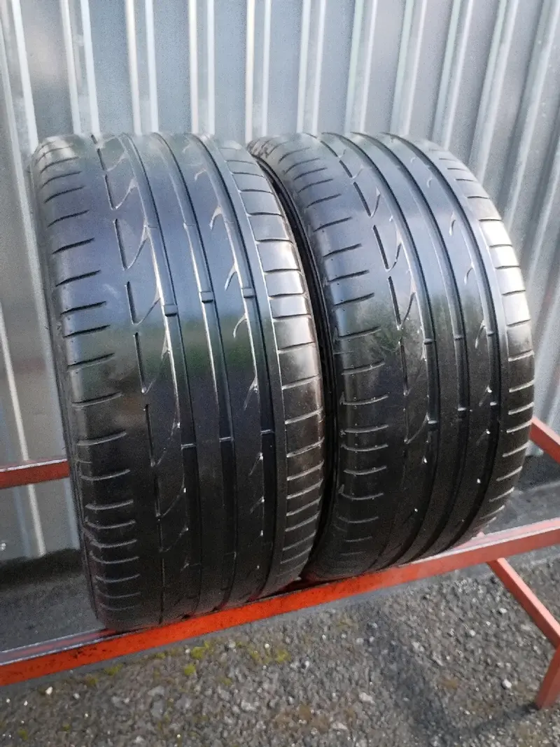 Пара б/у шин 245/40 R17 Bridgestone Potenza S001 RFT